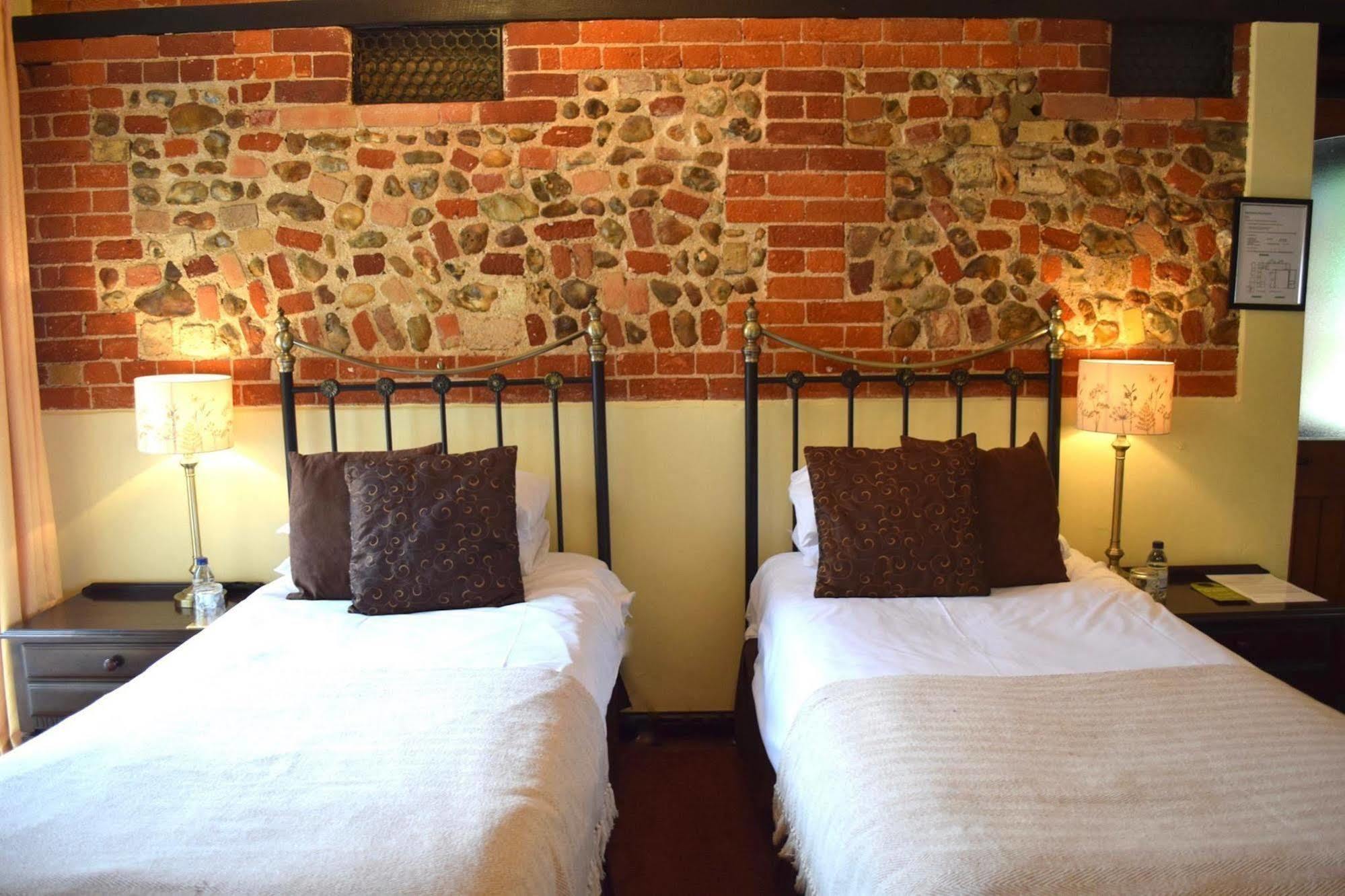 Hotel At The Farmhouse Hunters Hall Dereham Zewnętrze zdjęcie